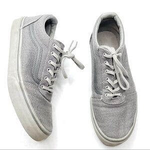 Vans Off the Wall Old Skool Sneakers in Grey Crosshatch with Grey Gum Bottoms